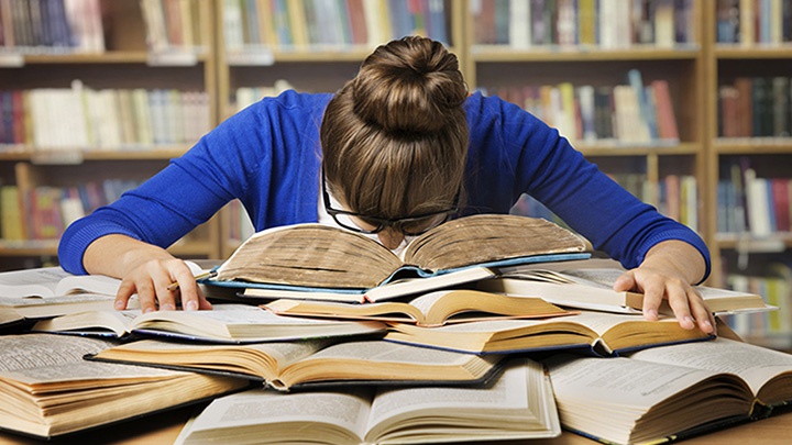 Lavoro diplomati e laureati