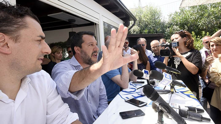 Salvini allude pedofilia
