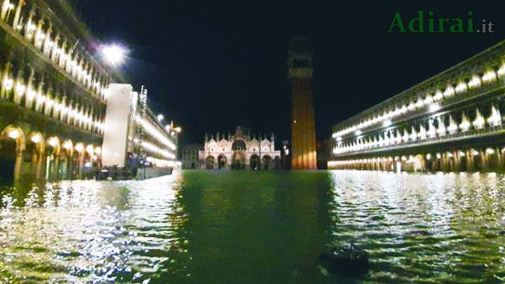 acqua alta venezia allagata