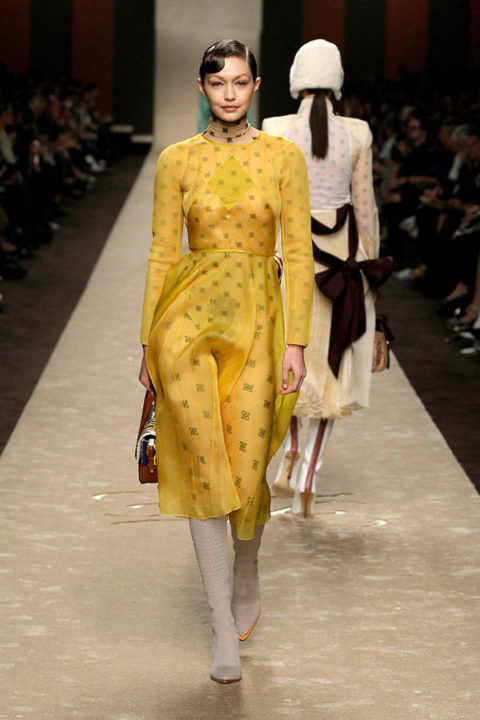 Gigi Hadid Milano fashion week 2019 per Fendi