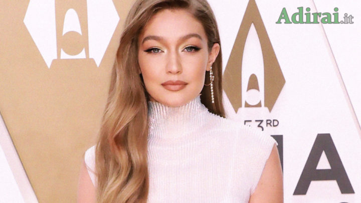 moda 2019 2020 black friday gigi hadid dolcevita donna inverno